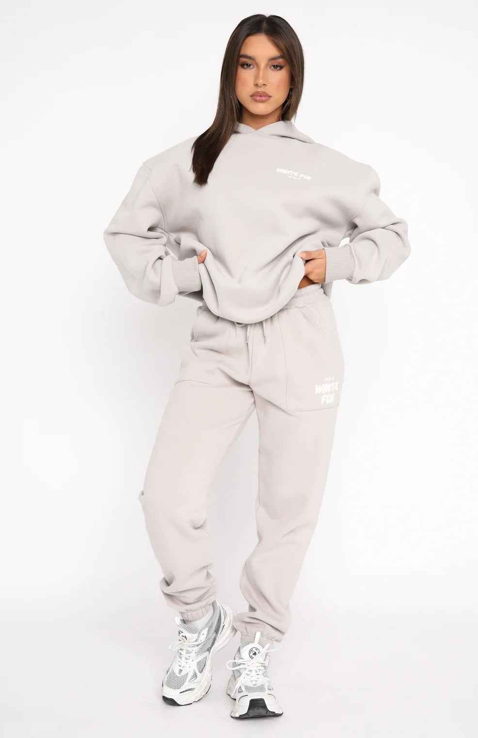 Oversized Hoodie & Jogger Set – Women's Fleece Two-Piece Sweatsuit