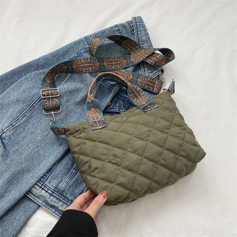 Casual Handbag Simple Shoulder Bag Stylish Crossbody Bag Quilted Korean Style Tote Bag